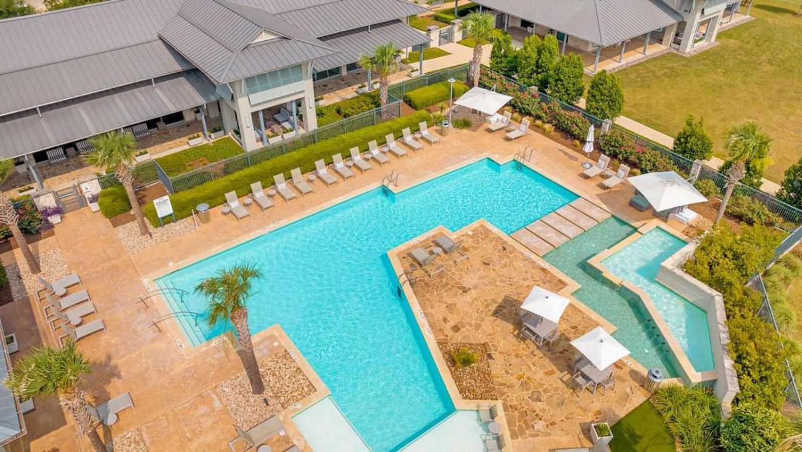 Landing At The Green At Plum Creek - 2 Bedrooms In Kyle Buitenkant foto